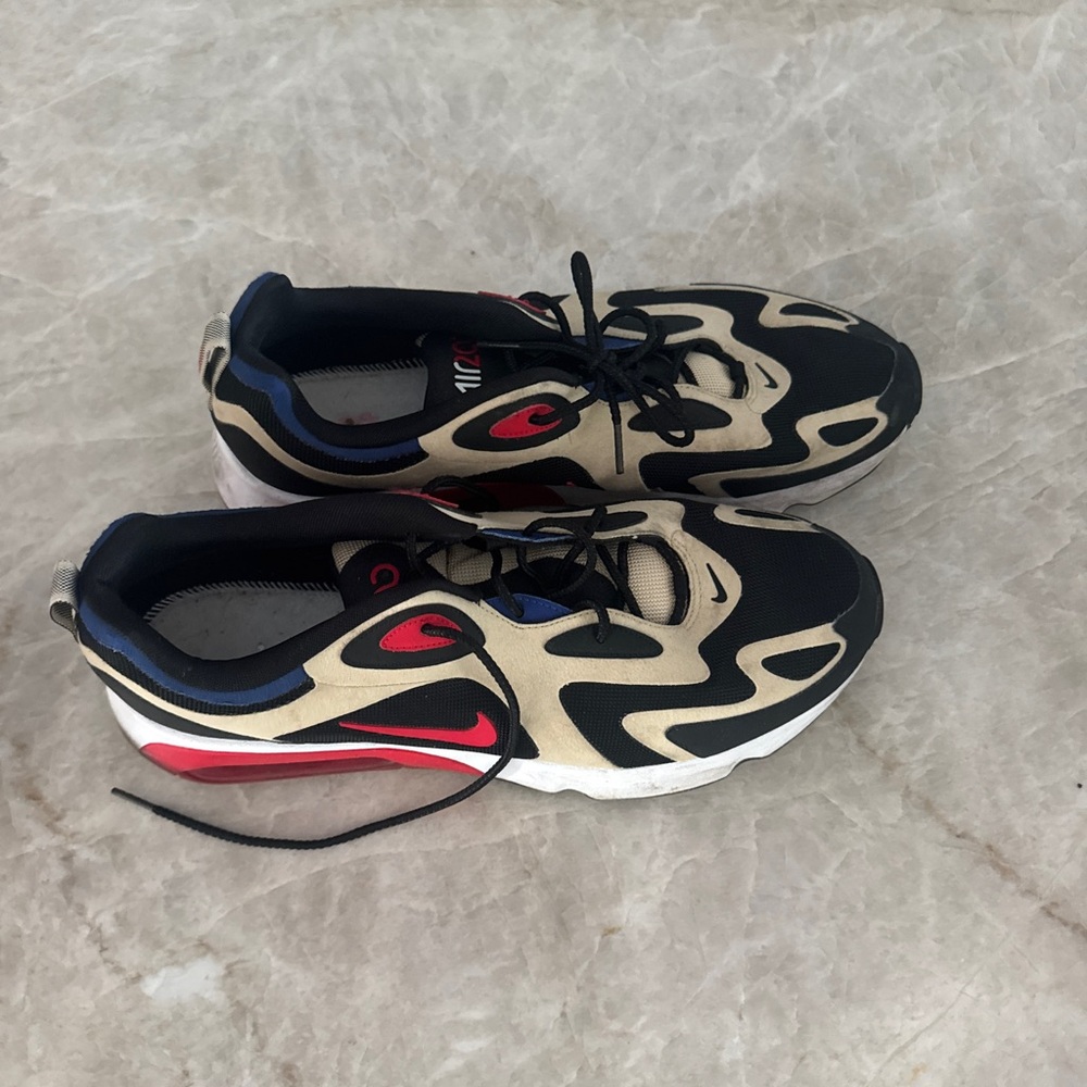 Stylish Black and Red Men Shoes
